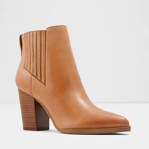 Aldo Gwerissa Booties size 9 NWOT